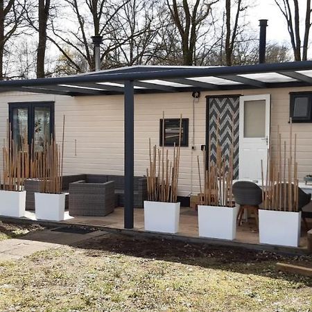 Hotel Chalet Heische Tip In Zeeland, Noord-Brabant Voor Max 3 Volwassenen En 2 Kinderen Exterior foto